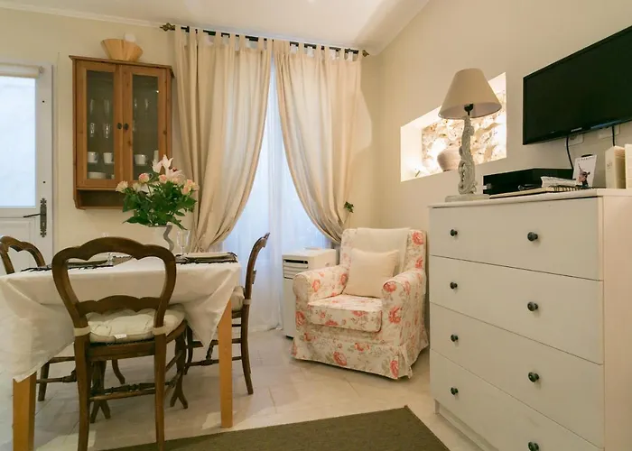 Quartier Latin Apartments 3 Apartments To Choose!